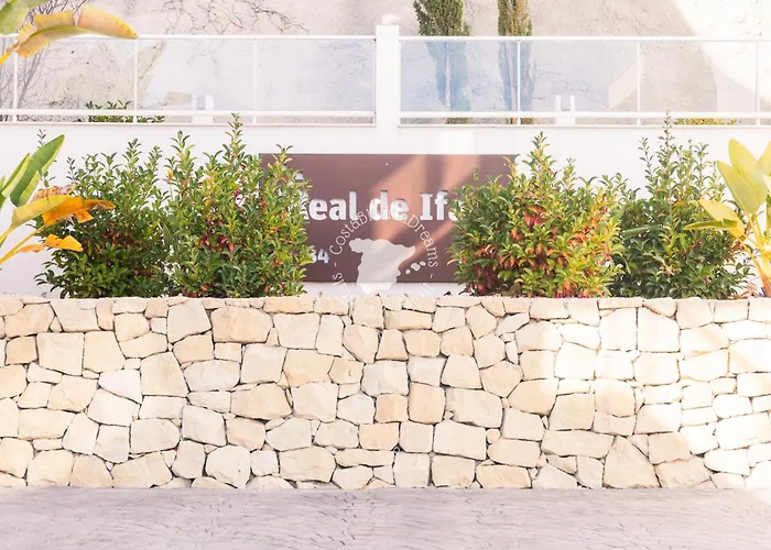 Costablancadreams Real Ifach Flora In Calpe Empedrola